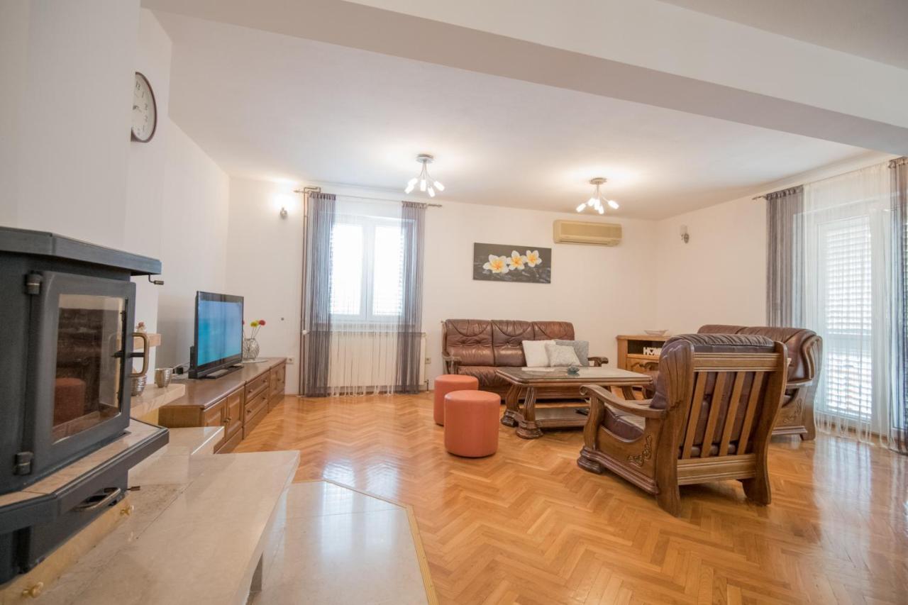 Villa Glorija Grubine Extérieur photo